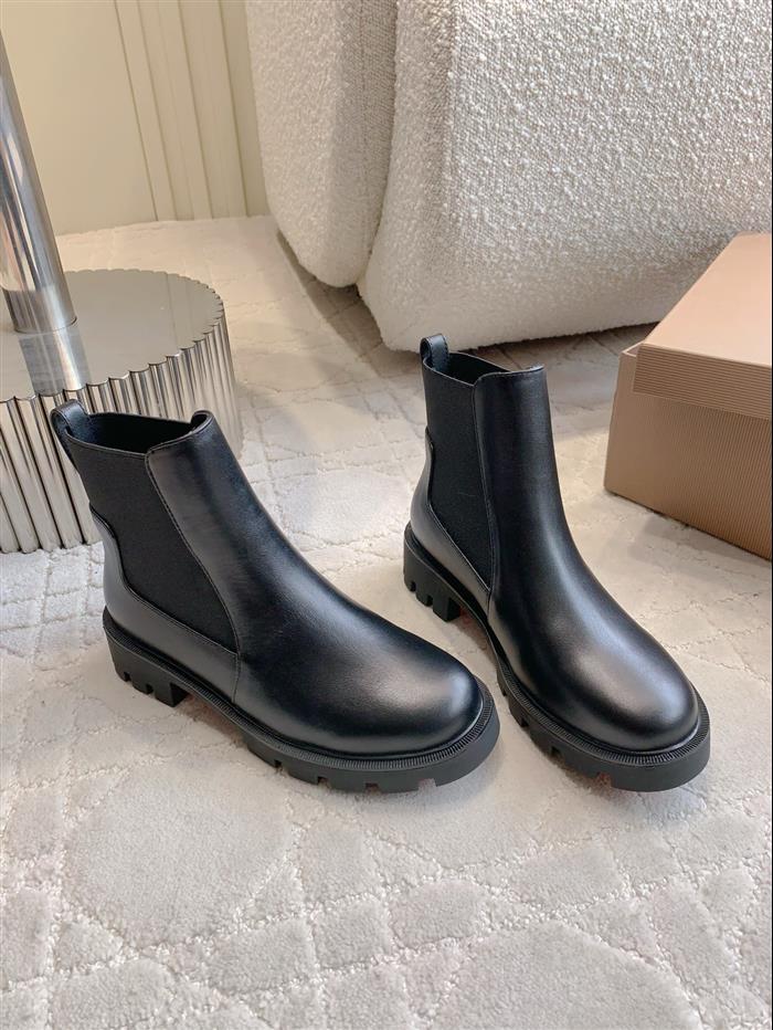 2025112818626572 390